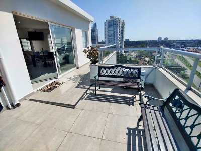 Apartamento en Peninsula - Punta del Este