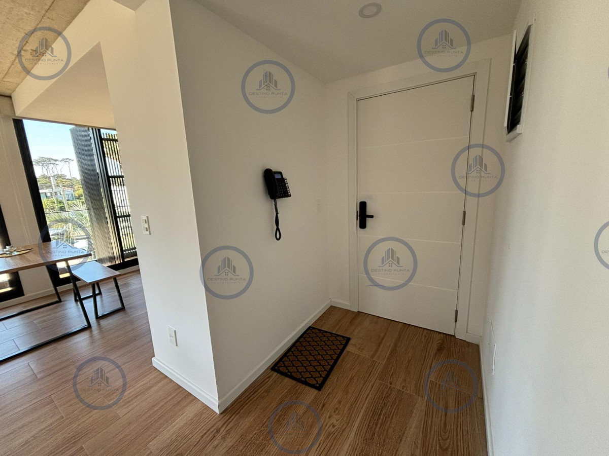 Apartamento ID.3010 - Hermoso apartamento en alquiler de verano de 2 dormitorios en Punta del Este 