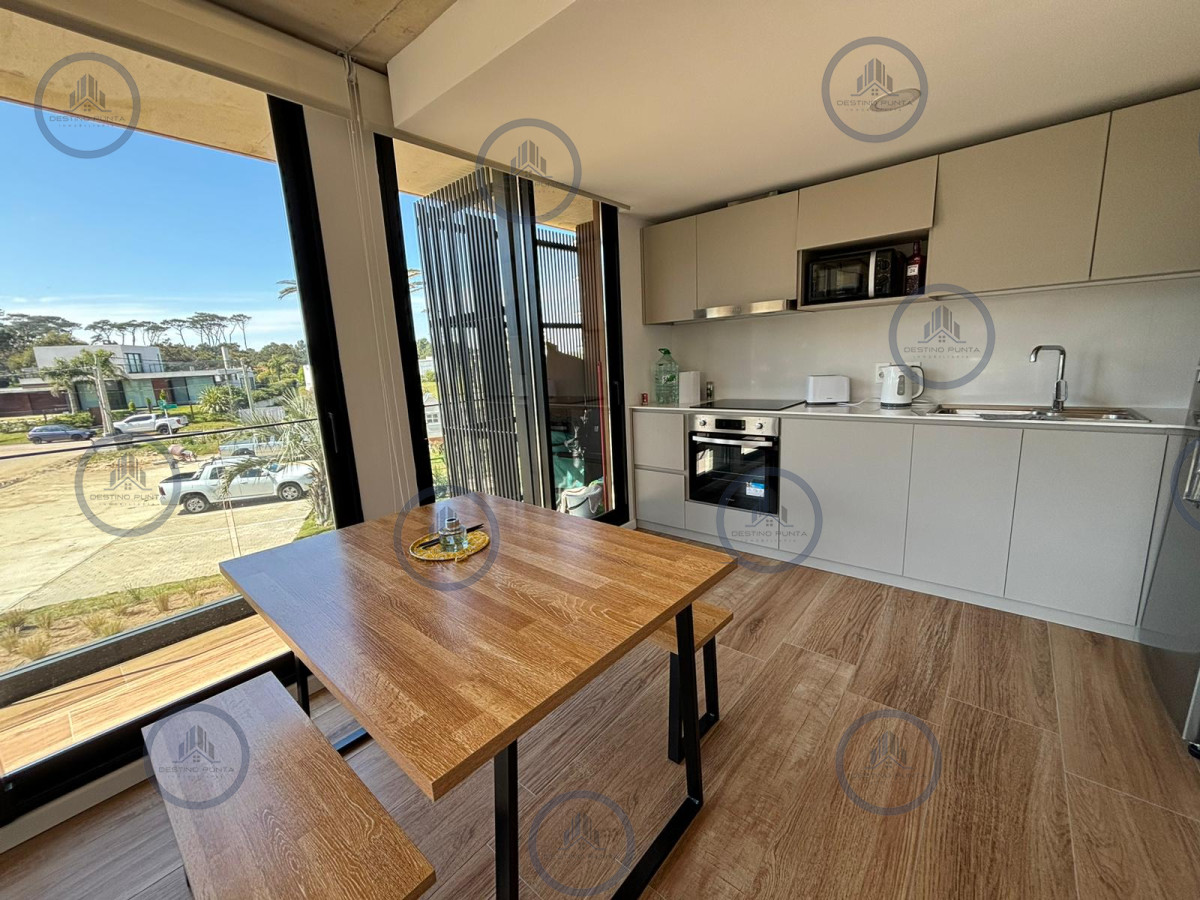 Apartamento ID.3010 - Hermoso apartamento en alquiler de verano de 2 dormitorios en Punta del Este 