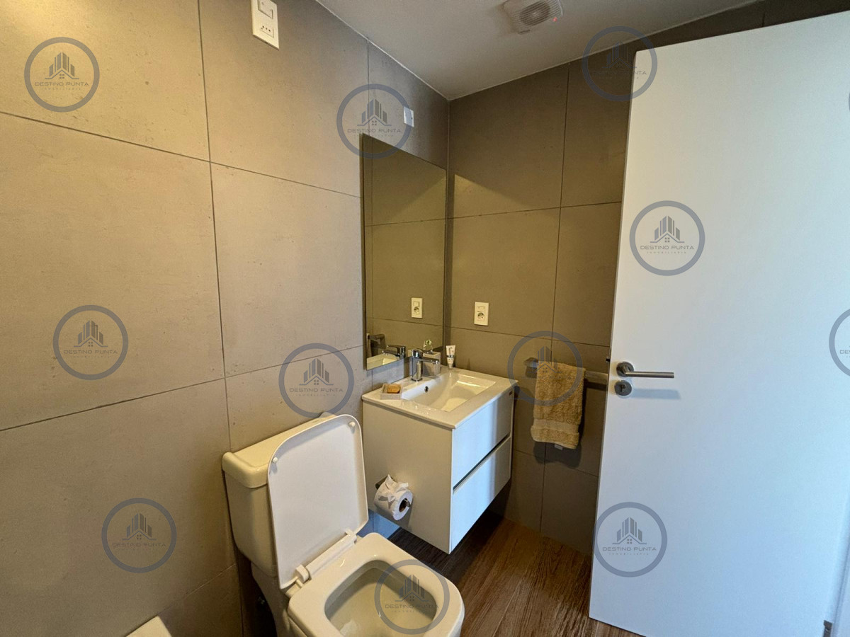Apartamento ID.3010 - Hermoso apartamento en alquiler de verano de 2 dormitorios en Punta del Este 