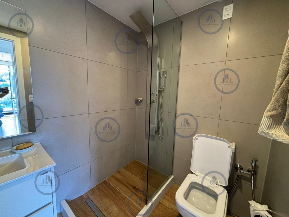 Apartamento ID.3010 - Hermoso apartamento en alquiler de verano de 2 dormitorios en Punta del Este 