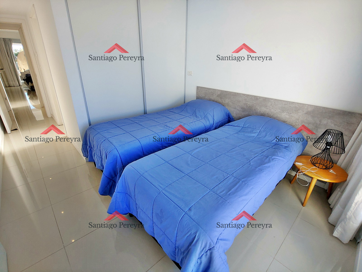 Apartamento ID.12793 - Primera fila