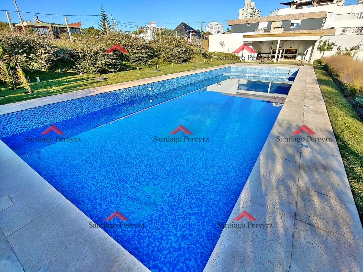 Apartamento ID.12793 - Primera fila