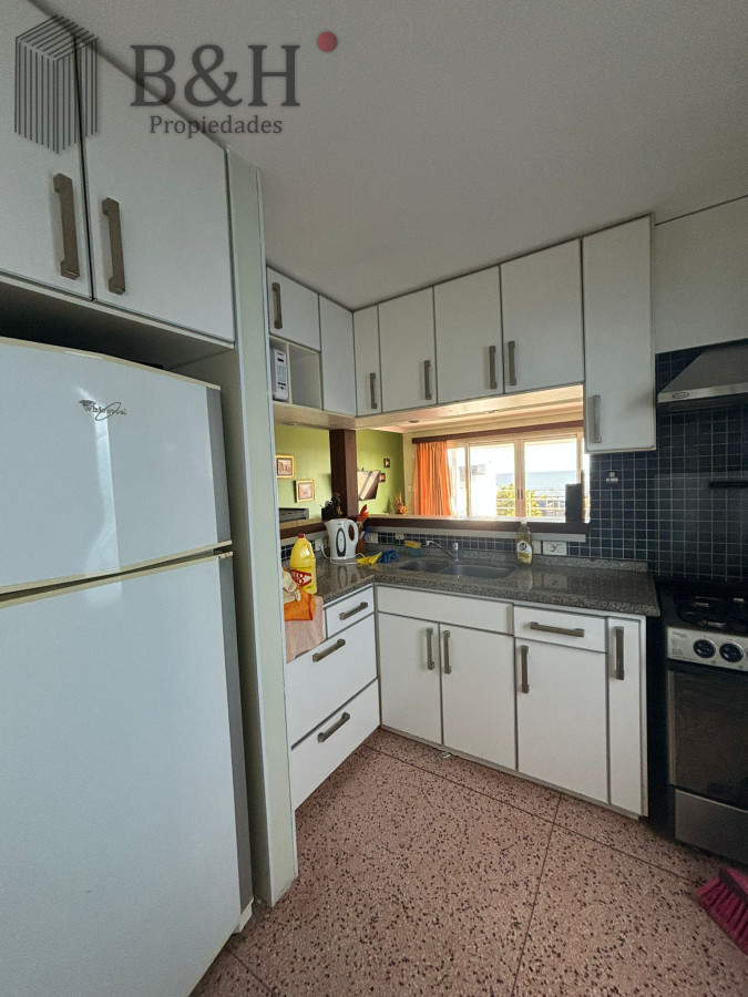 Apartamento ID.7288 - Apartamento de 2 dormitorios en primera linea en venta 