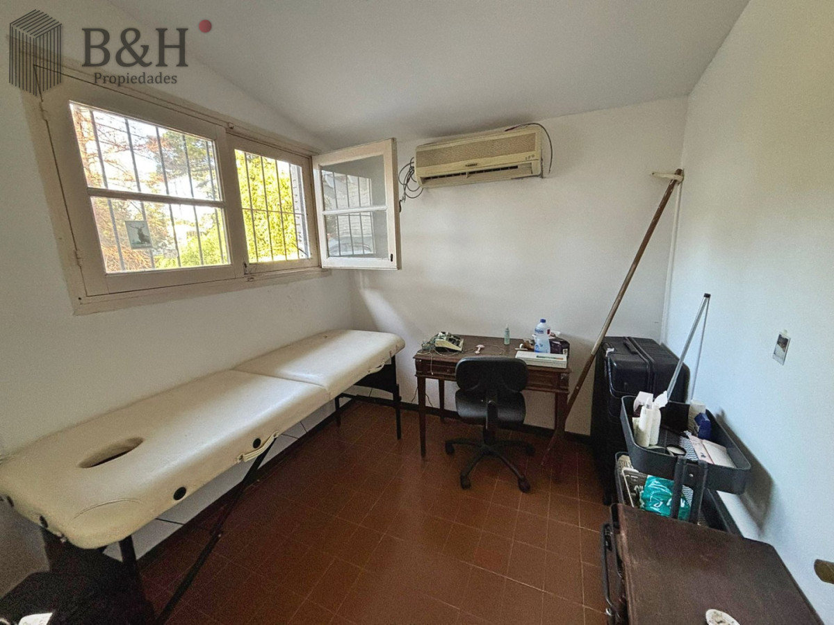 Casa ID.7832 - CASA DE 4 DORMITORIOS EN CANTEGRIL