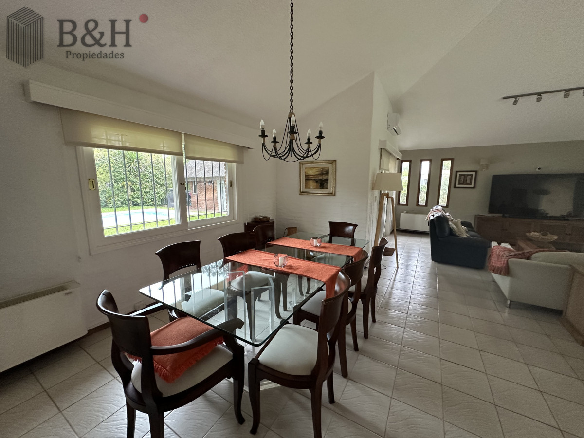 Casa ID.5843 - Casa en Lugano - Punta del Este