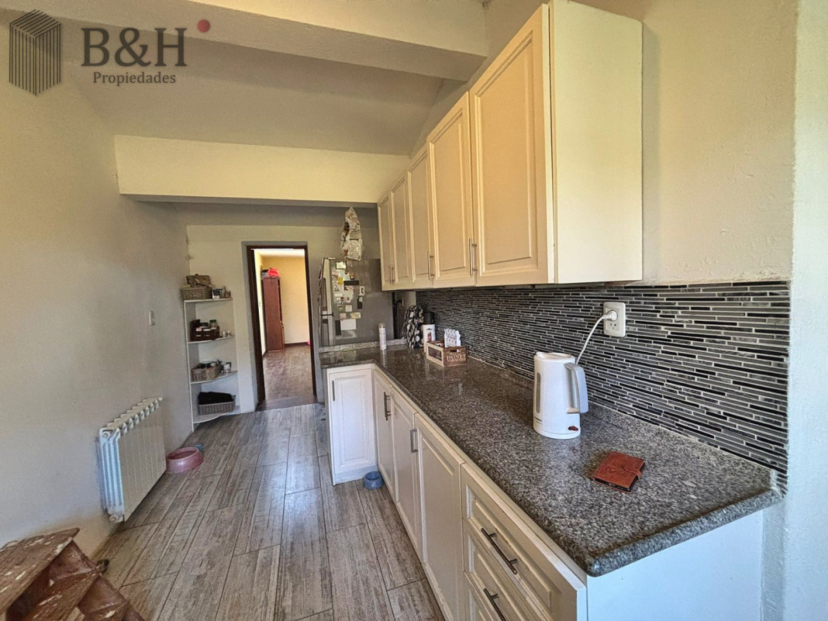 Casa ID.7832 - CASA DE 4 DORMITORIOS EN CANTEGRIL