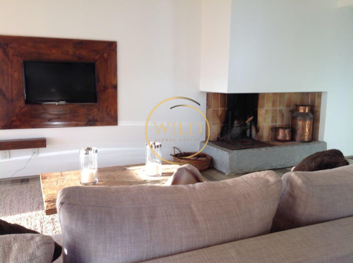 Apartamento ID.2511 - Apartamento frente al mar en Alquiler temporada de 4 dormitorios disponible enero PUNTA DEL ESTE, Mansa-