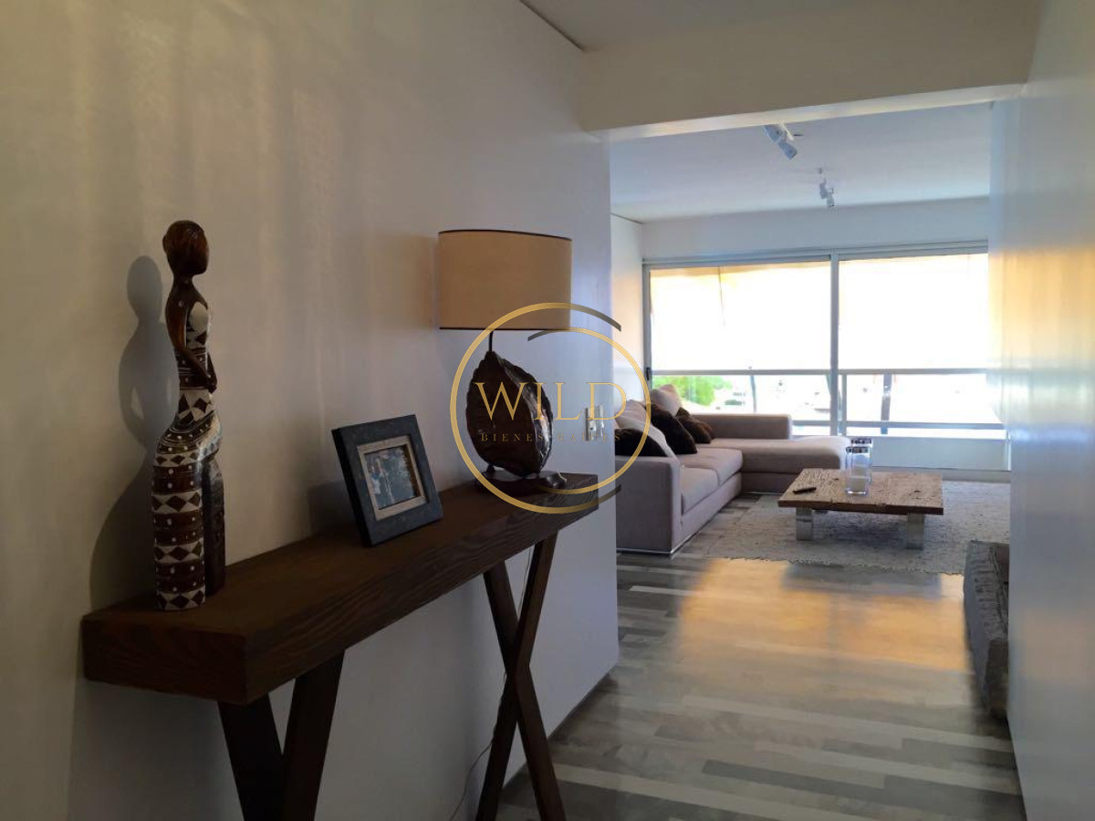 Apartamento ID.2511 - Apartamento frente al mar en Alquiler temporada de 4 dormitorios disponible enero PUNTA DEL ESTE, Mansa-