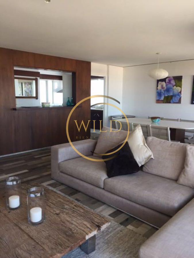 Apartamento ID.2511 - Apartamento frente al mar en Alquiler temporada de 4 dormitorios disponible enero PUNTA DEL ESTE, Mansa-