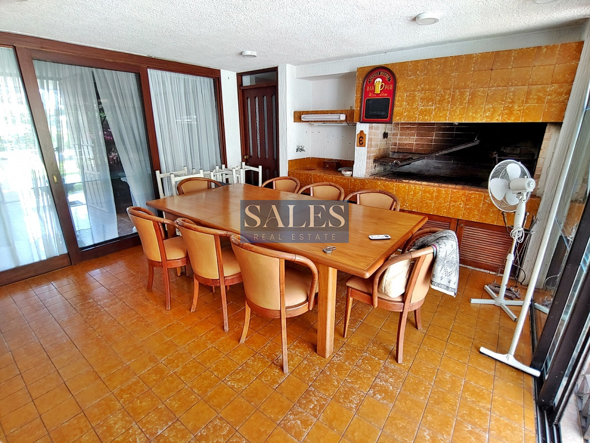 Casa ID.1464 - Residencia de categoría en paradas de Mansa