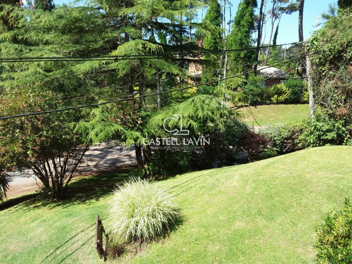 Casa ID.827 - Casa en alquiler de temporada y anual de 4 dormitorios en San Rafael Punta del este 