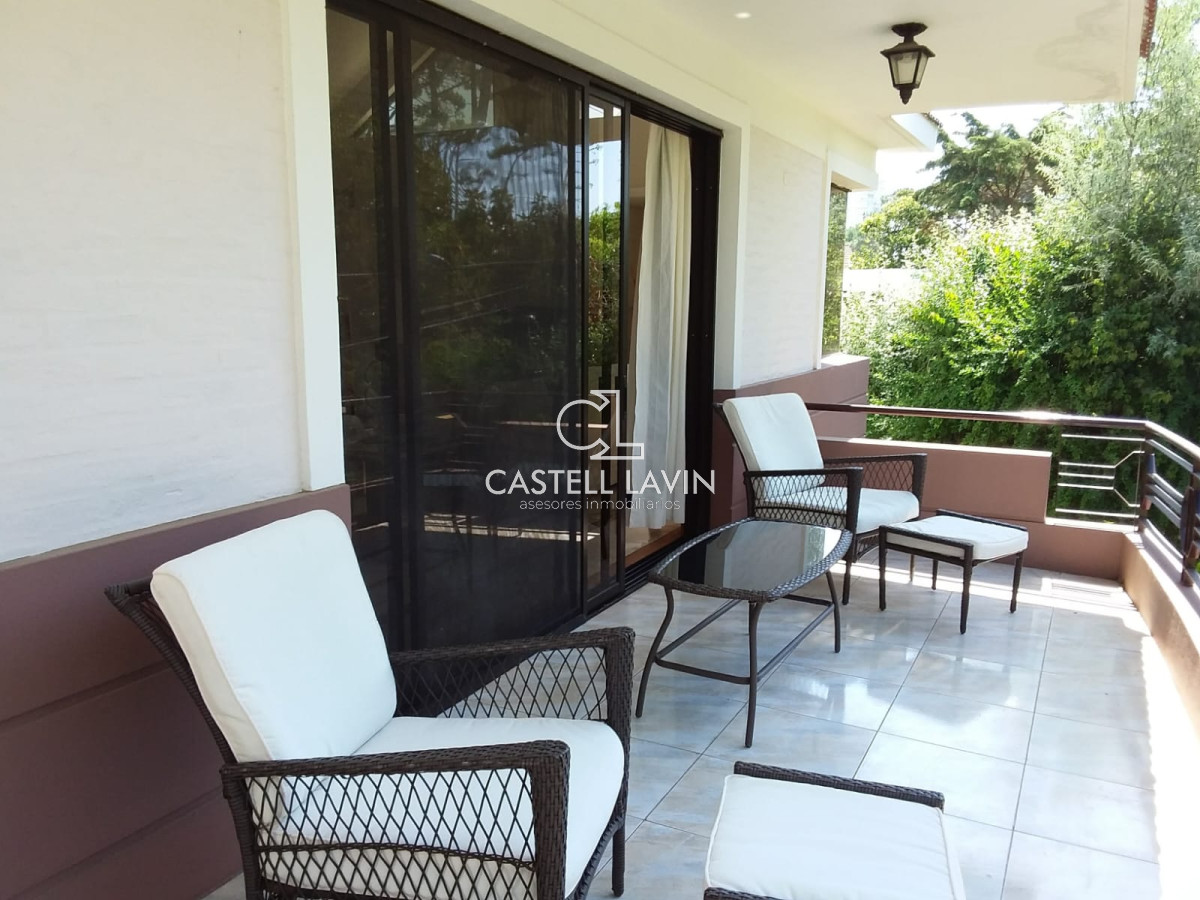 Casa ID.827 - Casa en alquiler de temporada y anual de 4 dormitorios en San Rafael Punta del este 