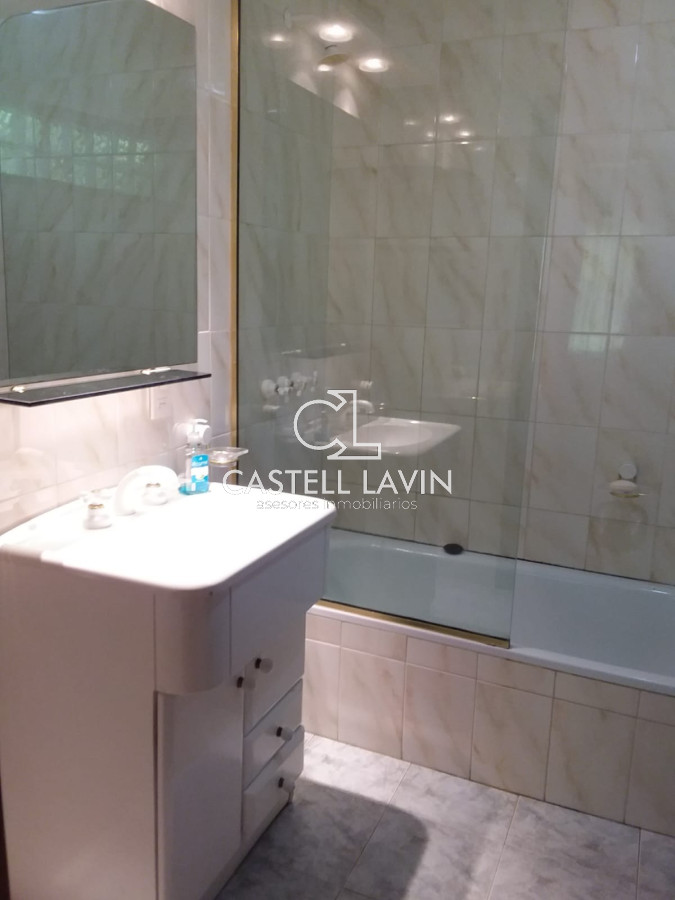 Casa ID.827 - Casa en alquiler de temporada y anual de 4 dormitorios en San Rafael Punta del este 