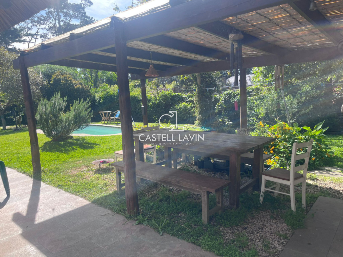 Casa ID.819 - Alquiler Temporal Casa con Piscina Lugano Punta del Este
