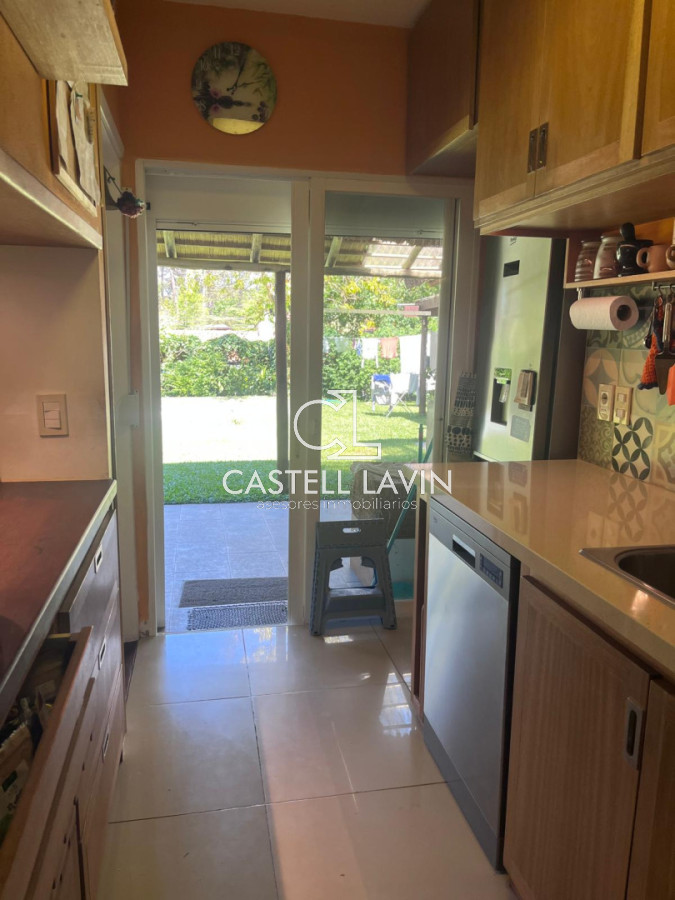 Casa ID.819 - Alquiler Temporal Casa con Piscina Lugano Punta del Este