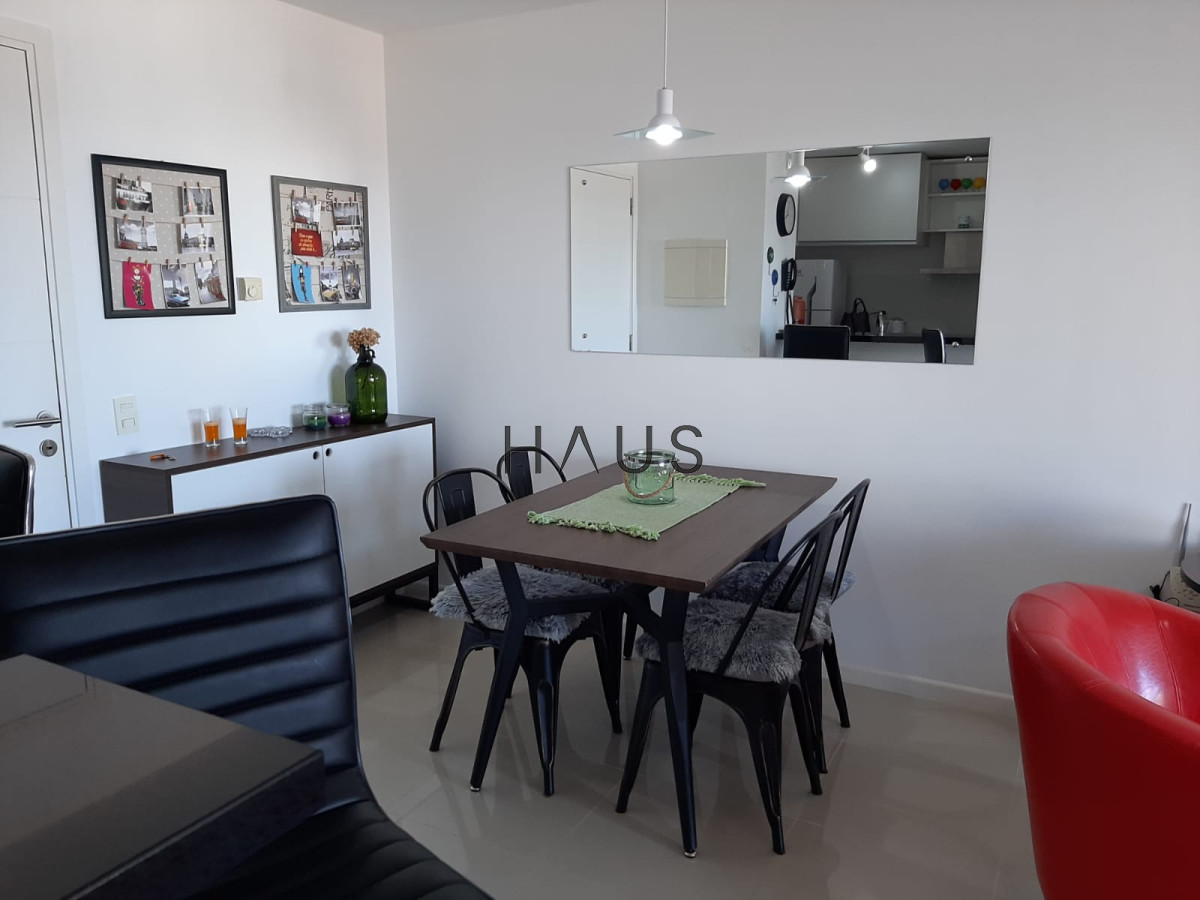 Apartamento ID.176 - Apartamento en brava de 2 Dormitorios disponible en temporada- Punta del Este