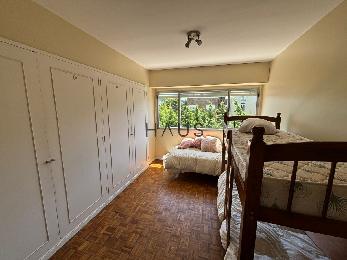 Apartamento ID.682 - Apartamento en alquiler anual de dos dormitorios