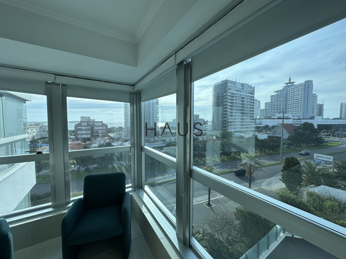 Apartamento ID.178 - Alquiler enero - Apartamento de 2 dormitorios de terraza con parrillero Mansa Punta del Este 
