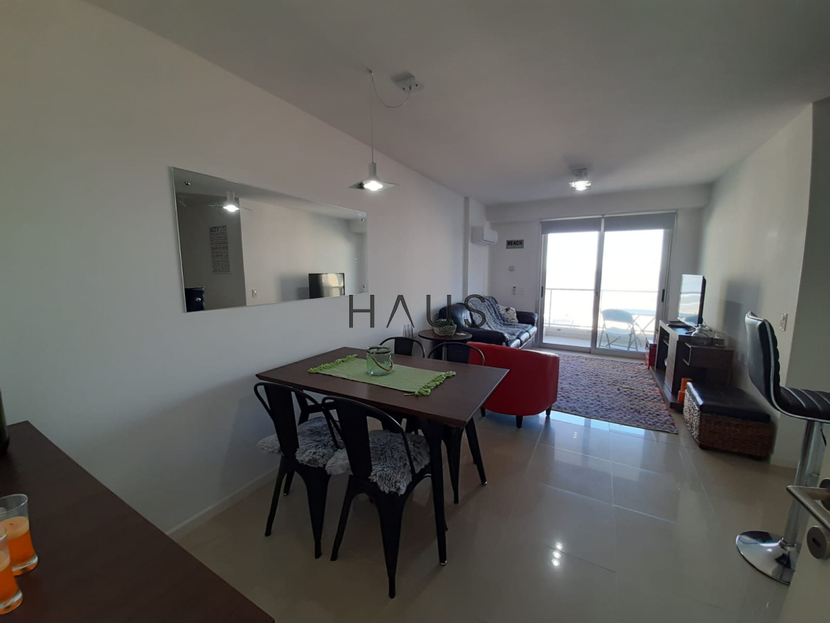 Apartamento ID.176 - Apartamento en brava de 2 Dormitorios disponible en temporada- Punta del Este