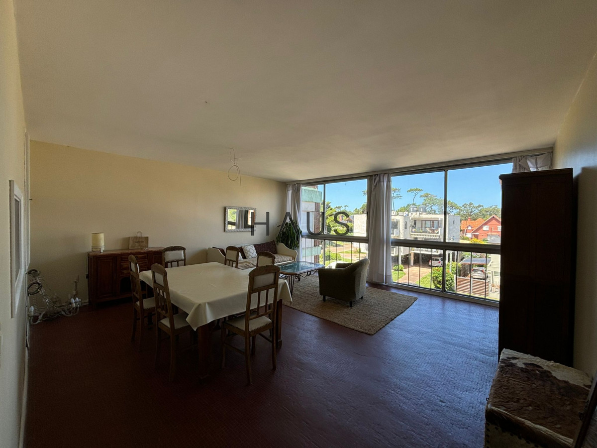 Apartamento ID.682 - Apartamento en alquiler anual de dos dormitorios