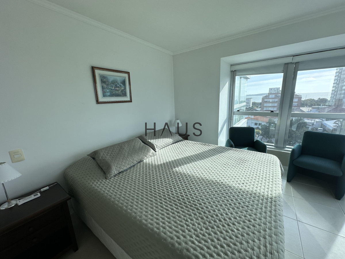 Apartamento ID.178 - Alquiler enero - Apartamento de 2 dormitorios de terraza con parrillero Mansa Punta del Este 