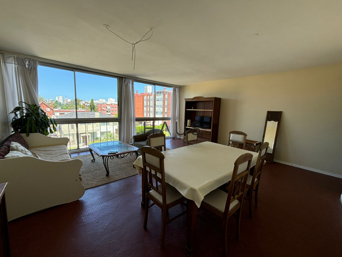 Apartamento ID.682 - Apartamento en alquiler anual de dos dormitorios