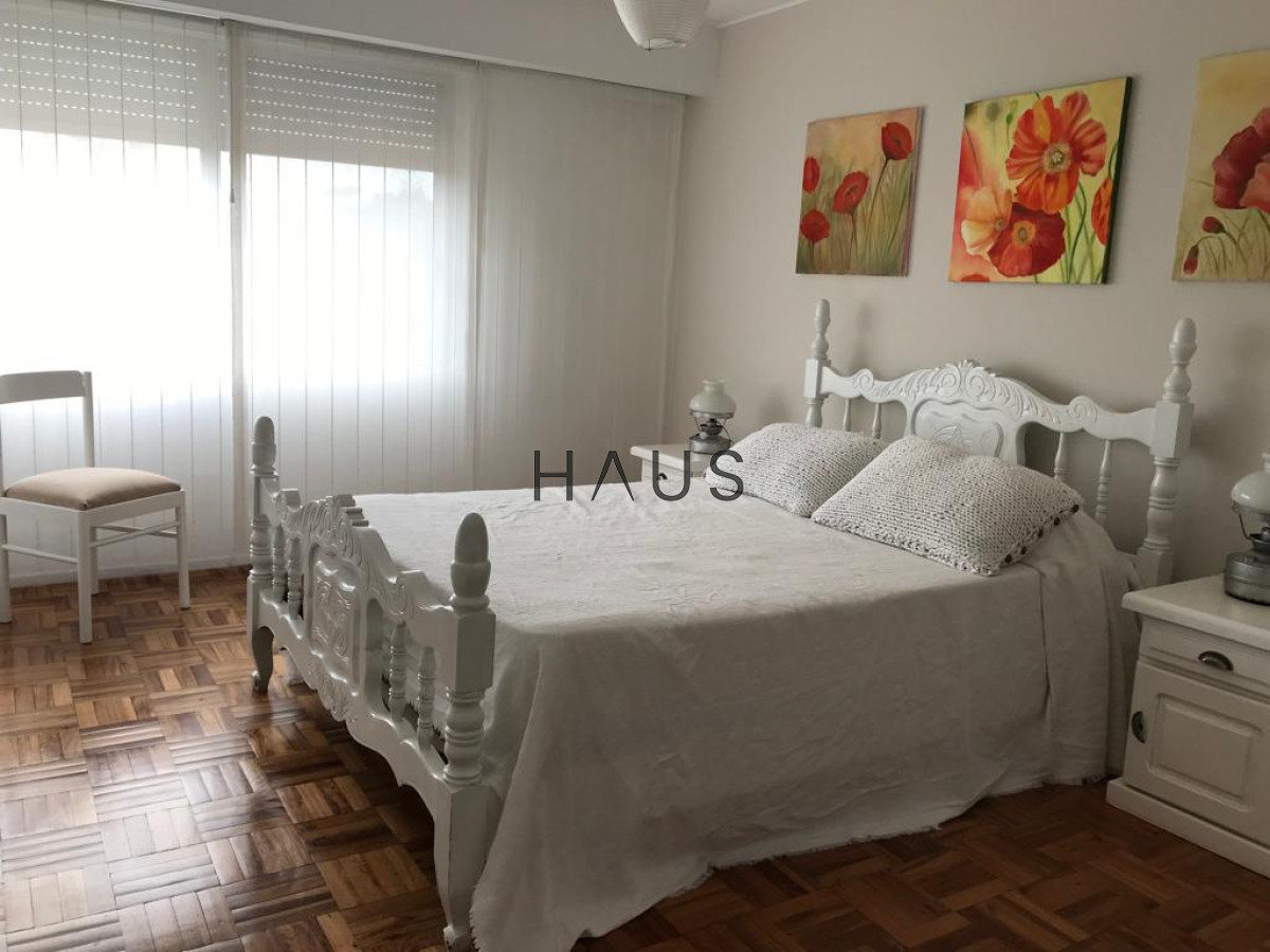 Apartamento ID.257 - Apartamento frente al mar en Alquiler temporada de 4 dormitorios disponible enero PUNTA DEL ESTE, Mansa-