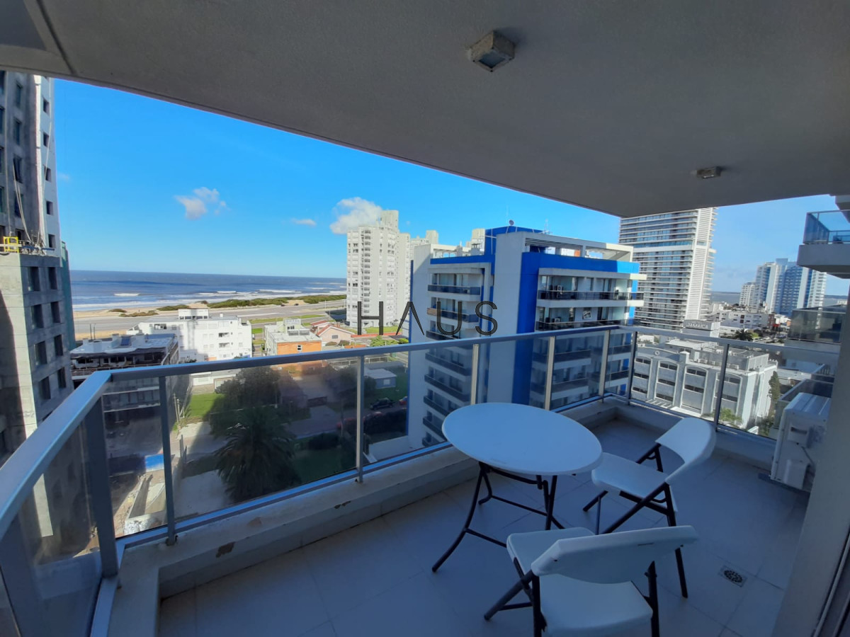 Apartamento ID.176 - Apartamento en brava de 2 Dormitorios disponible en temporada- Punta del Este
