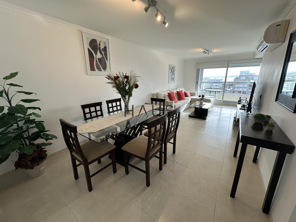 Apartamento ID.178 - Alquiler enero - Apartamento de 2 dormitorios de terraza con parrillero Mansa Punta del Este 