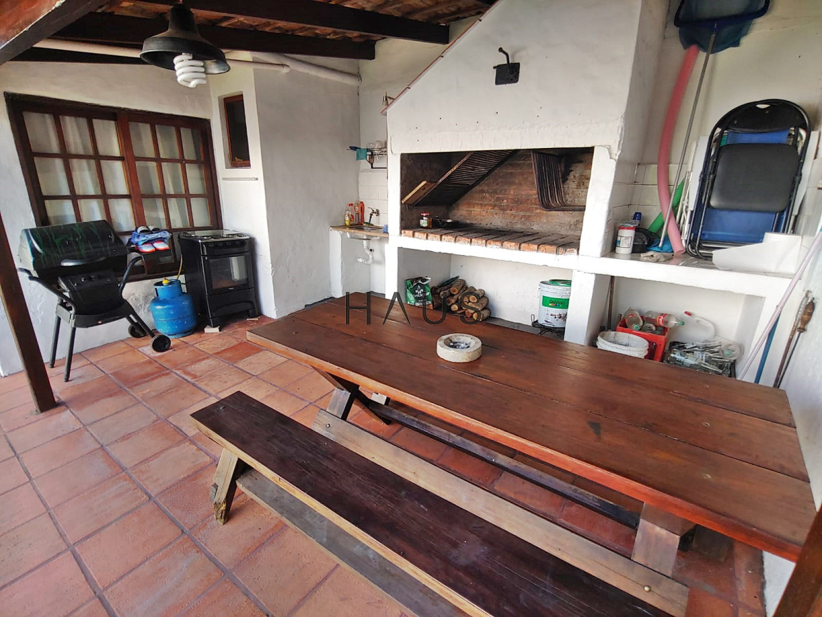 Casa ID.169 - Casa en las delicias
