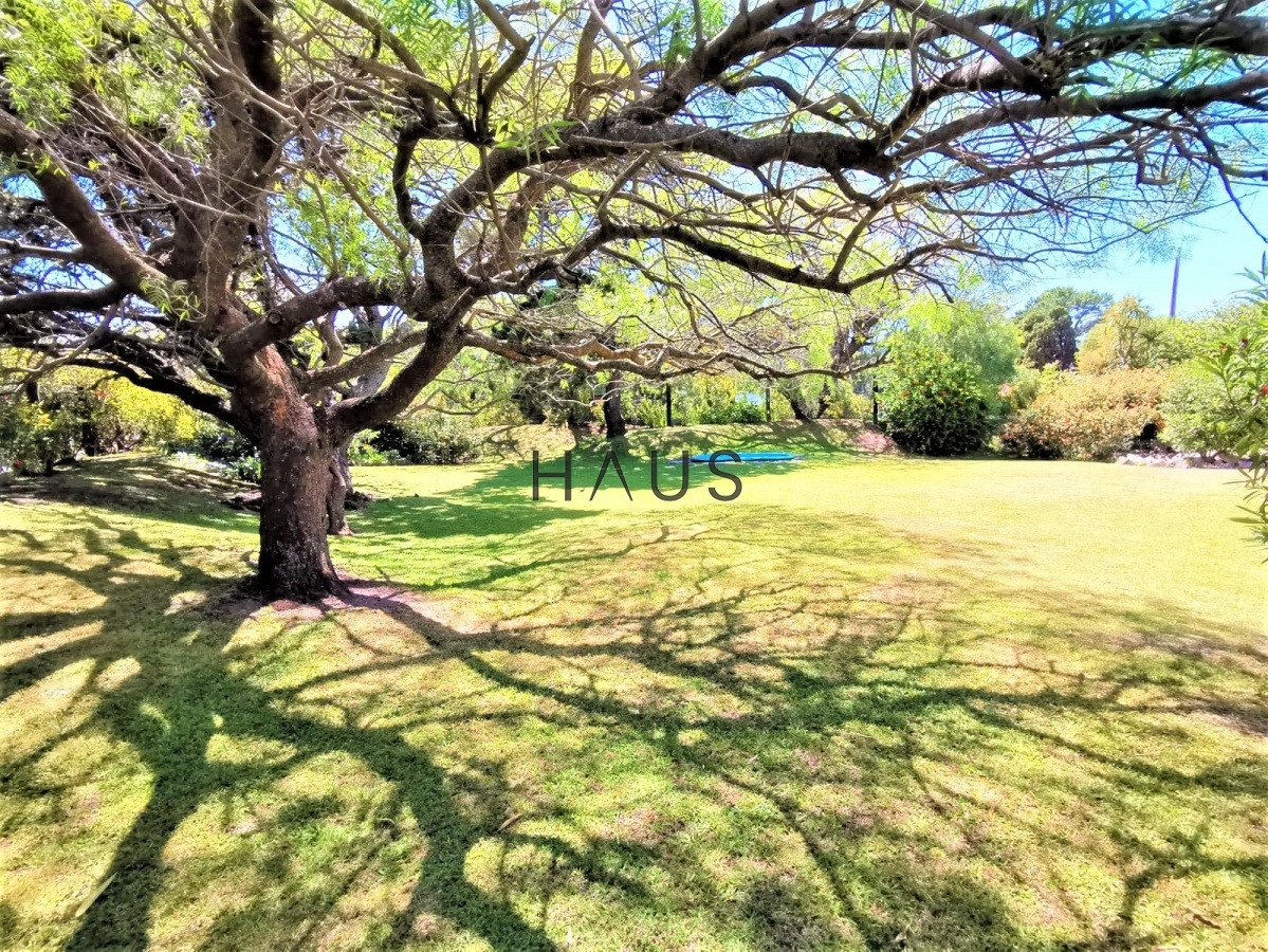 Casa ID.172 - Casa de 4 dormitorios en Alquiler temporada y anual a pasos de Mansa  PUNTA DEL ESTE