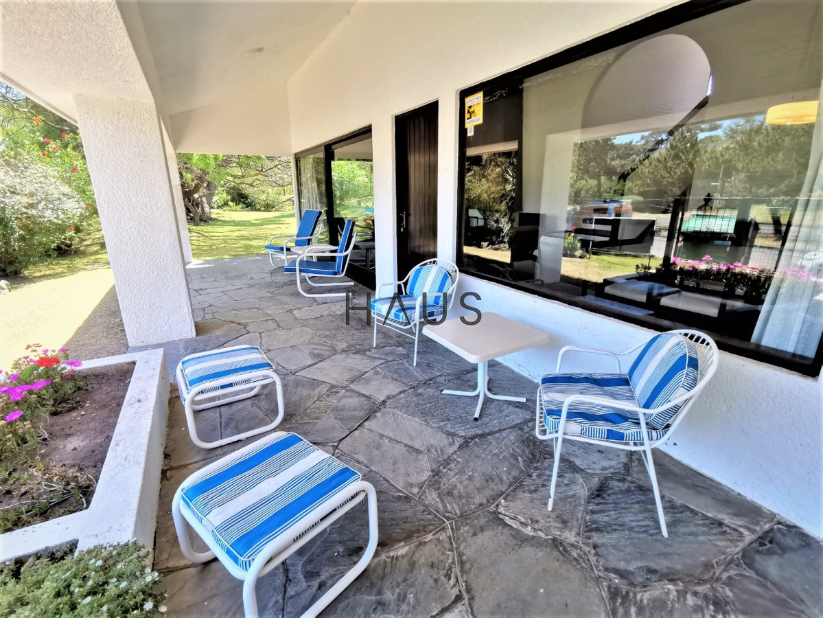 Casa ID.172 - Casa de 4 dormitorios en Alquiler temporada y anual a pasos de Mansa  PUNTA DEL ESTE