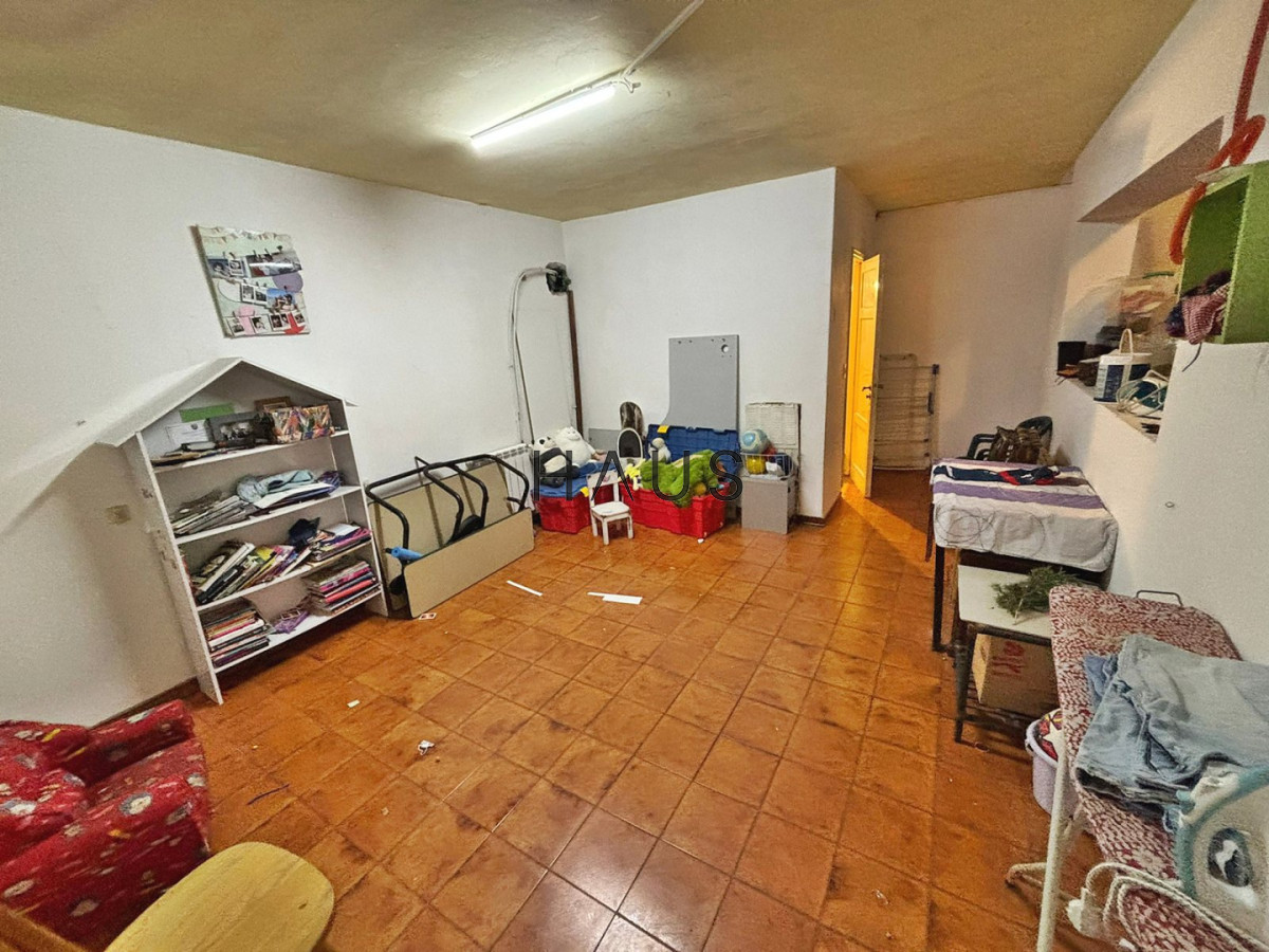Casa ID.895 - CASA DE 4 DORMITORIOS EN CANTEGRIL