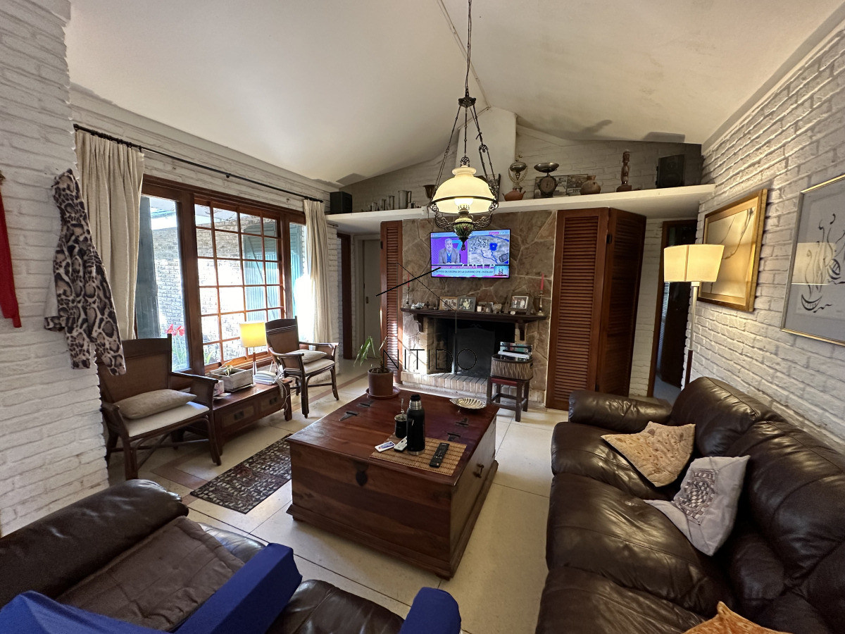 Casa ID.294 - PUNTA DEL ESTE  casa de 3 dormitorios en Alquiler temporada enero en San Rafael Brava