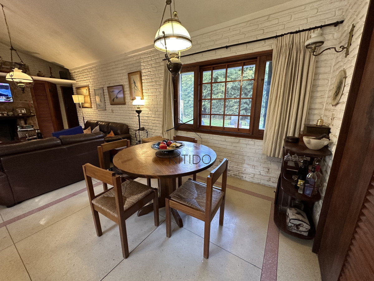 Casa ID.294 - PUNTA DEL ESTE  casa de 3 dormitorios en Alquiler temporada enero en San Rafael Brava