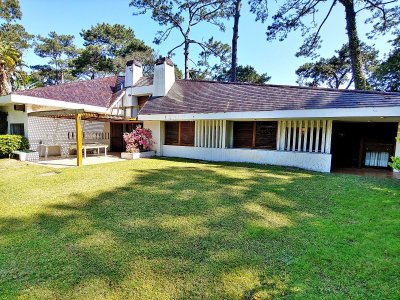 Residencia de categoría en paradas de Mansa, Punta del Este