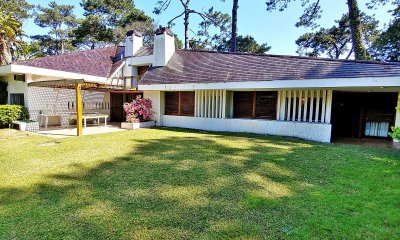 Residencia de categoría en paradas de Mansa, Punta del Este