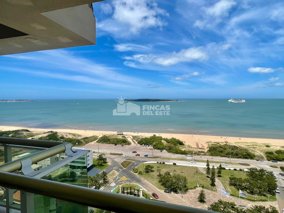 Hermoso apartamento en edificio de categoría!!!