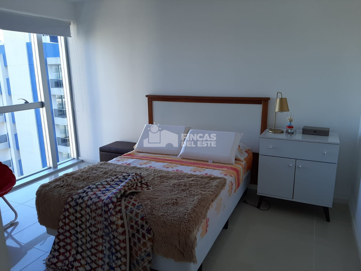 Apartamento ID.2371/Apartamento-en-brava-de-2-Dormitorios-disponible-en-temporada-Punta-del-Este - Apartamento en brava de 2 Dormitorios disponible en temporada- Punta del Este