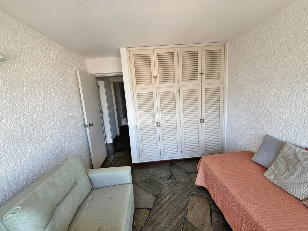 Apartamento ID.2741/Apartamento-de-3-dormitorios-en-Península-Punta-del-Este-con-hermosa-vista - Apartamento de 3 dormitorios en Península-Punta del Este con hermosa vista