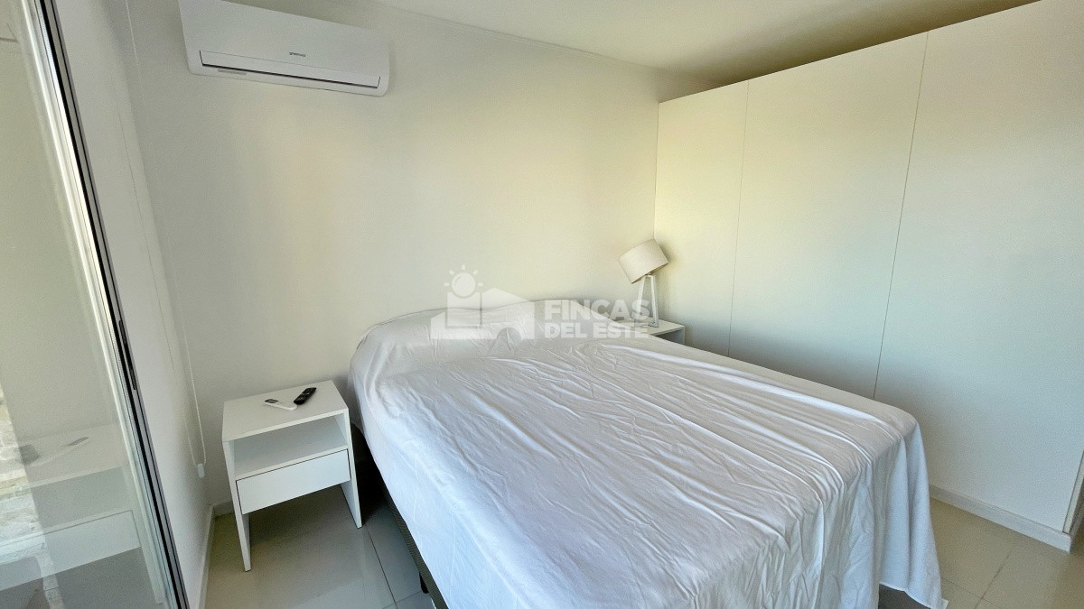 Apartamento ID.2357/Apartamento-en-Venta-de-3-dormitorios-terraza-con-parrillero-Brava--Punta-del-Este - Apartamento en Venta de 3 dormitorios- terraza con parrillero- Brava - Punta del Este