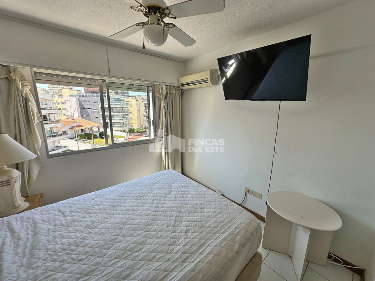 Apartamento ID.186 - Apartamento de 2 dormitorios en Península, frente al mar