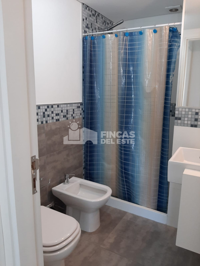 Apartamento ID.2371/Apartamento-en-brava-de-2-Dormitorios-disponible-en-temporada-Punta-del-Este - Apartamento en brava de 2 Dormitorios disponible en temporada- Punta del Este