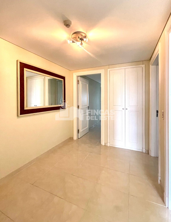 Apartamento ID.1990/Hermoso-apartamento-en-edificio-de-categoría!!! - Hermoso apartamento en edificio de categoría!!!