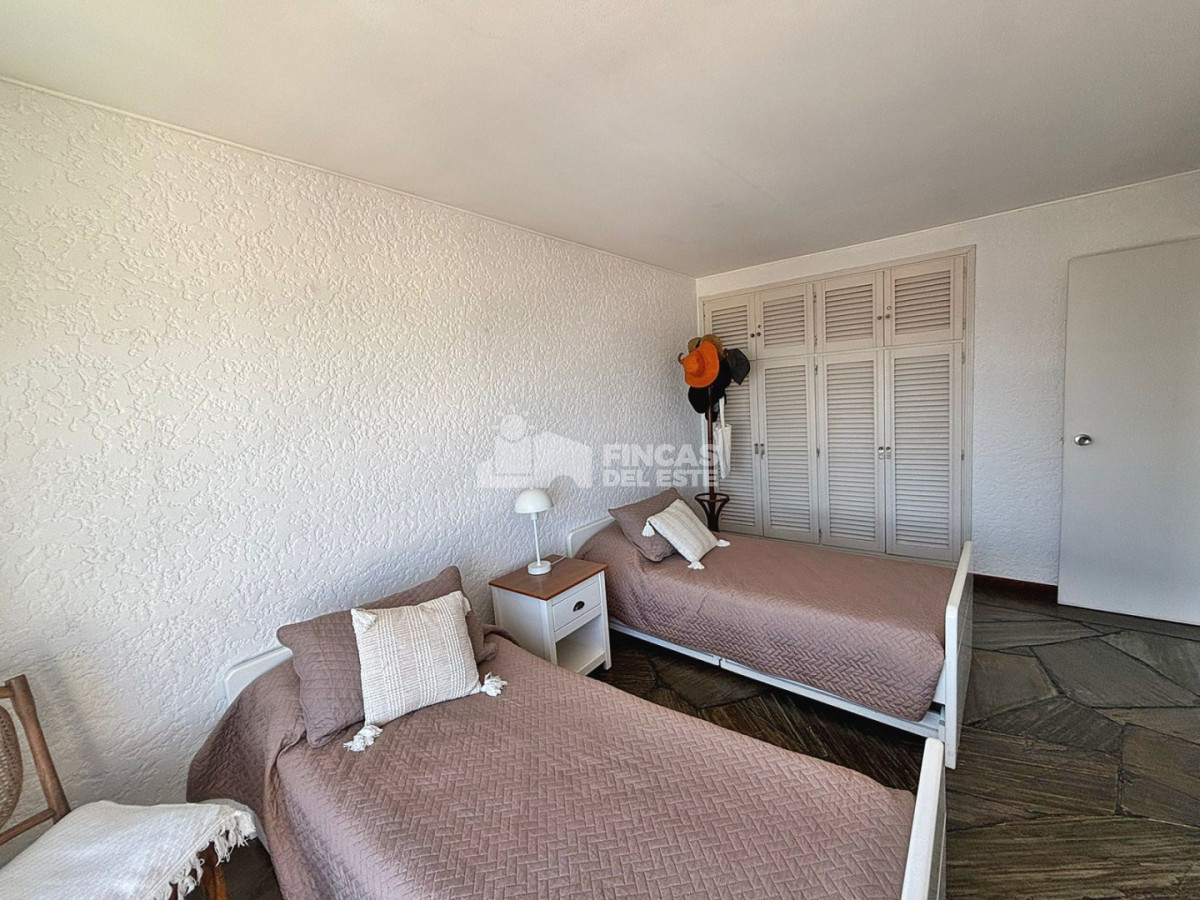 Apartamento ID.2741/Apartamento-de-3-dormitorios-en-Península-Punta-del-Este-con-hermosa-vista - Apartamento de 3 dormitorios en Península-Punta del Este con hermosa vista