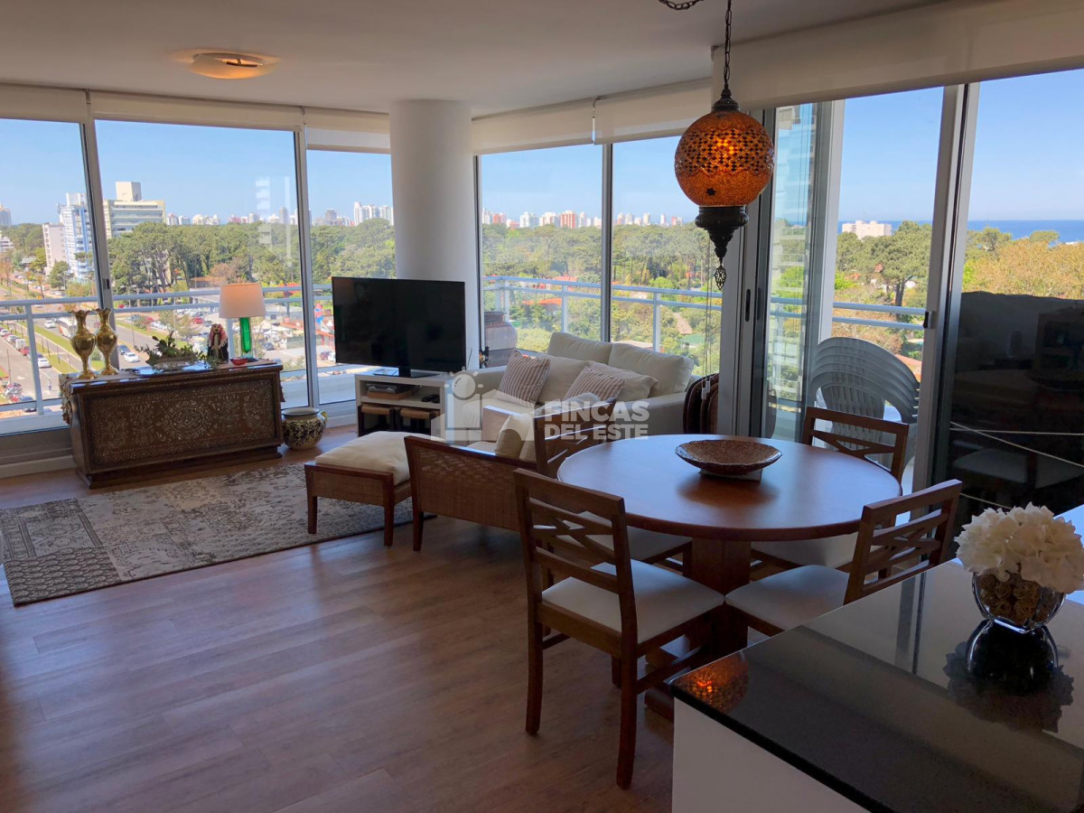 Apartamento ID.30 - Apto. de 3 dormitorios en piso alto con excelentes vistas al mar 