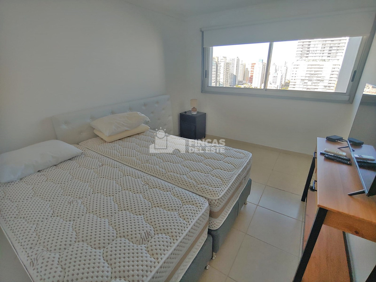 Apartamento ID.2075/PUNTA-DEL-ESTE,-Península-Apartamento-en-Alquiler-temporada-de-2-dormitorios - PUNTA DEL ESTE, Península Apartamento en Alquiler temporada de 2 dormitorios