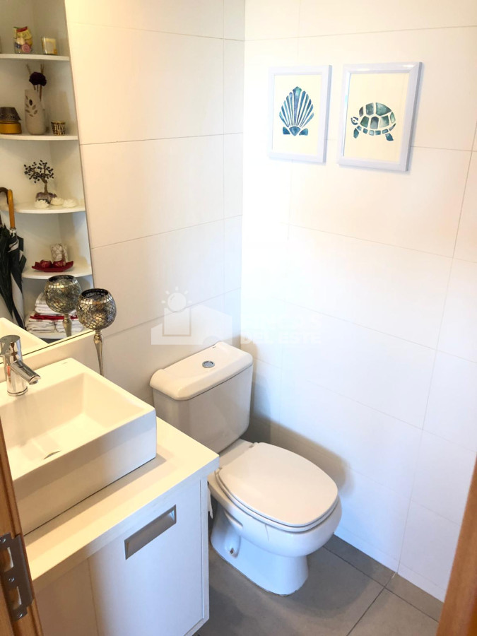 Apartamento ID.30 - Apto. de 3 dormitorios en piso alto con excelentes vistas al mar 