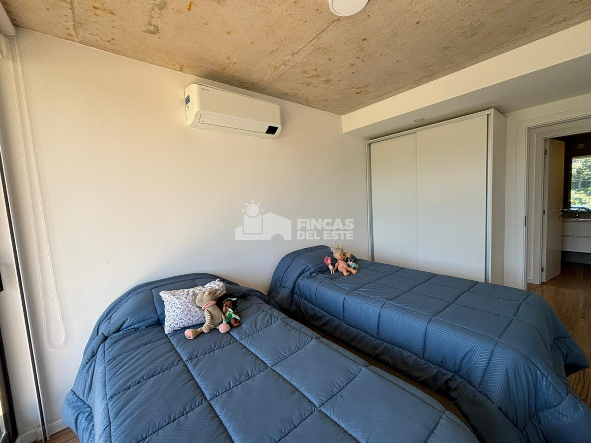 Apartamento ID.2223/Hermoso-apartamento-en-alquiler-de-verano-de-2-dormitorios-en-Punta-del-Este- - Hermoso apartamento en alquiler de verano de 2 dormitorios en Punta del Este 